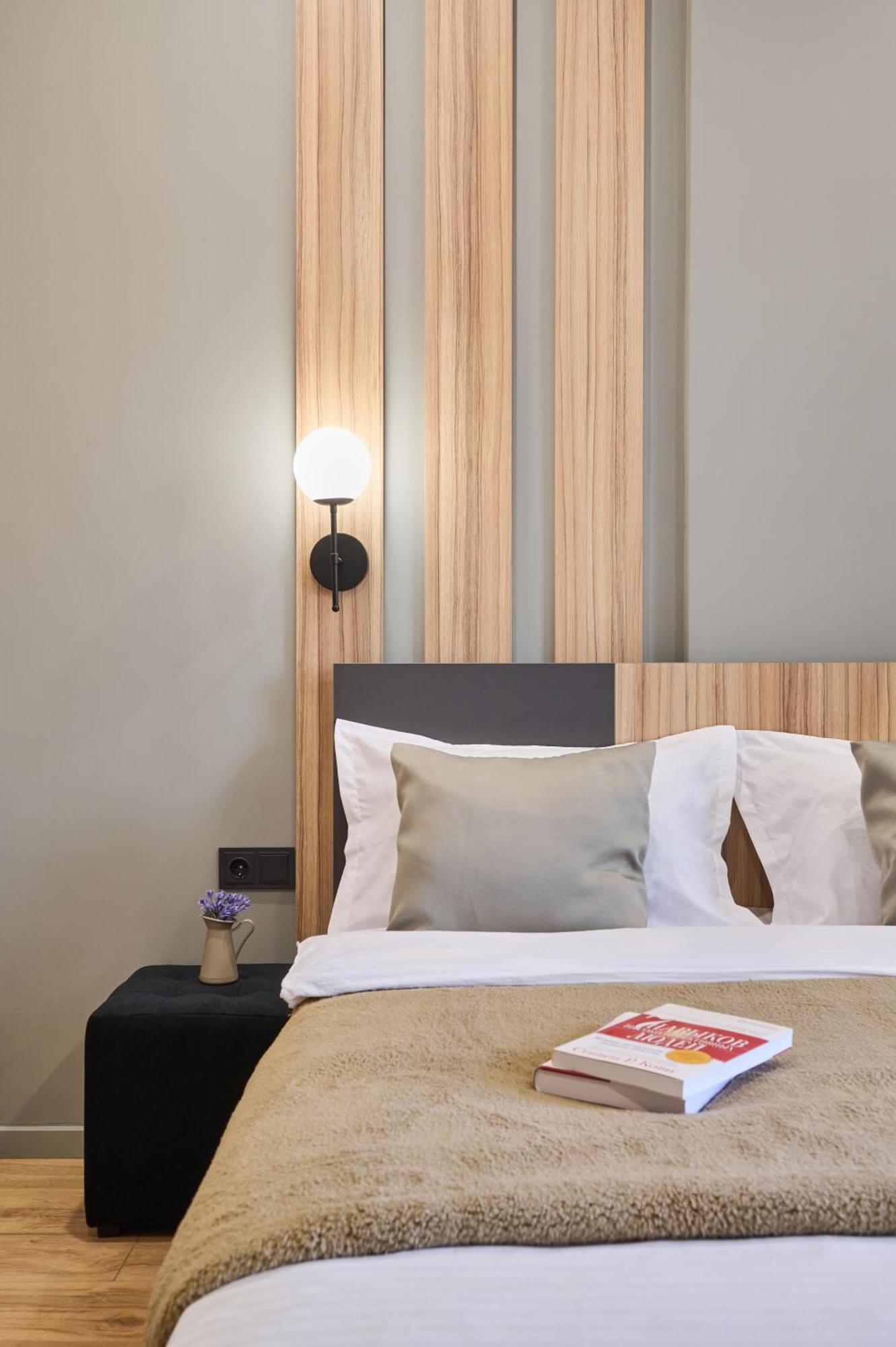 Five Business-Class Rooms In R-House Near Mega Center Almaty Bagian luar foto
